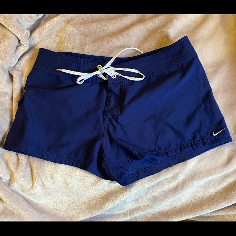 Ladies Nike Swim Shorts. Size M - Blue